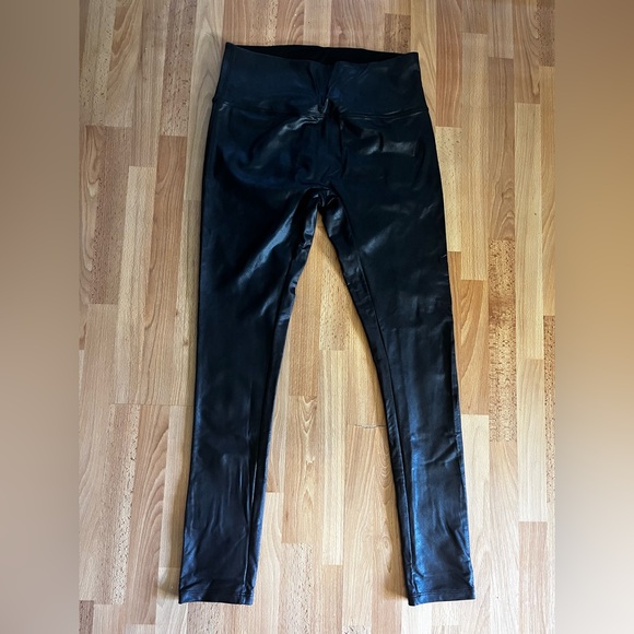 Primark Black Faux Leather Pants - Picture 1 of 4